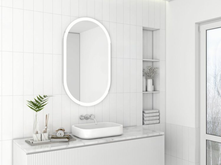 Cafe - Ovale Wandspiegel mit LED, 60 x 100 cm