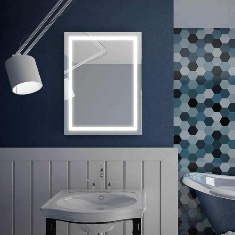 Focus - Rechteck mit umlaufendem Mattstreifen Wandspiegel mit LED