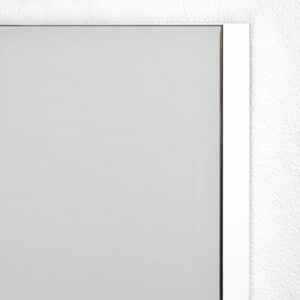 Box White Rechteck Wandspiegel im Weiss Rahmen aus gebürstetem Aluminium 60 x 80 cm-2