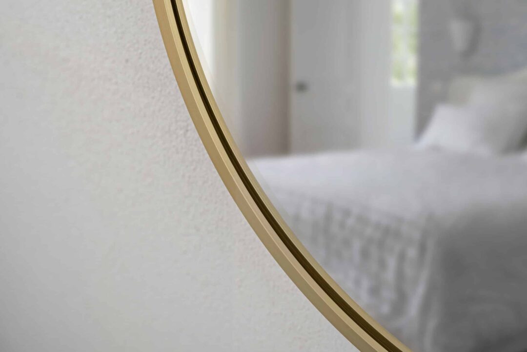 Joy Gold Ovale Wandspiegel im gelb Rahmen aus gebürstetem Aluminium-4