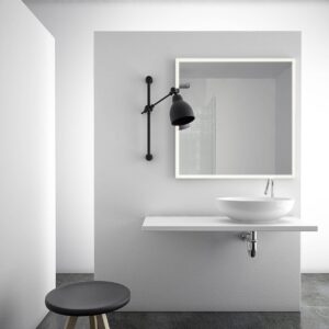 Solid Rechteck mit umlaufendem Mattstreifen Wandspiegel mit LED-1