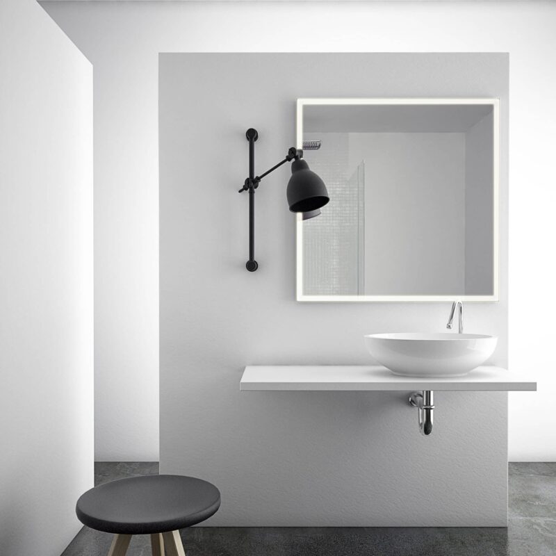 Solid Rechteck mit umlaufendem Mattstreifen Wandspiegel mit LED-1