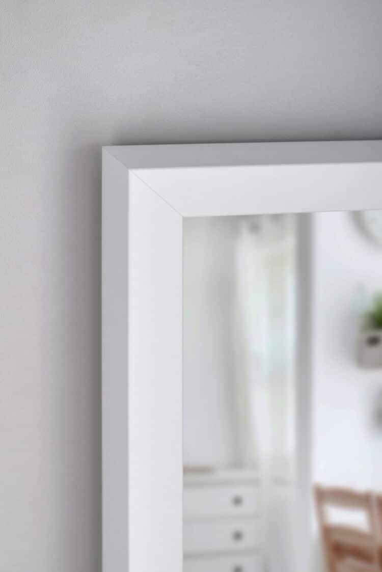 Scandi White Spiegel in einem Weiss MDF-Rahmen mit dekorativem Furnier-3
